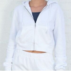 Brandy Melville cropped hoodie One Size